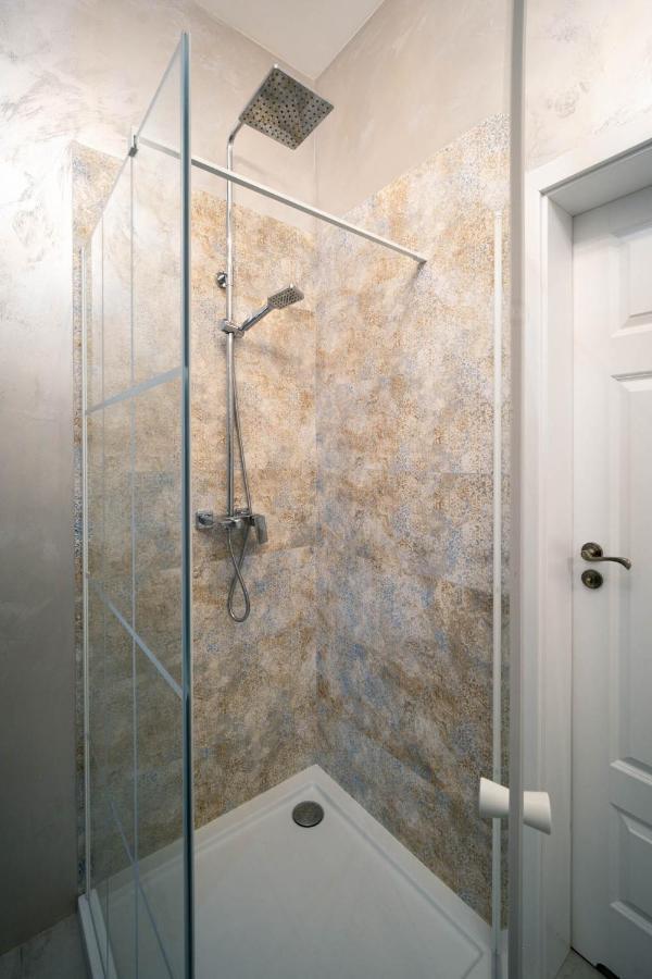 Apartament Grey Pearl Downtown Lägenhet Warszawa Exteriör bild