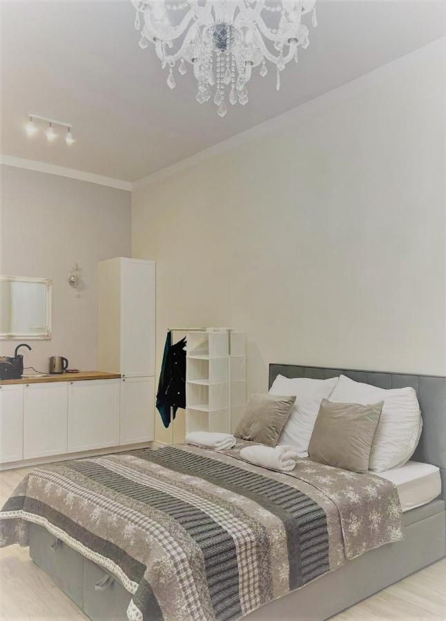 Apartament Grey Pearl Downtown Lägenhet Warszawa Exteriör bild